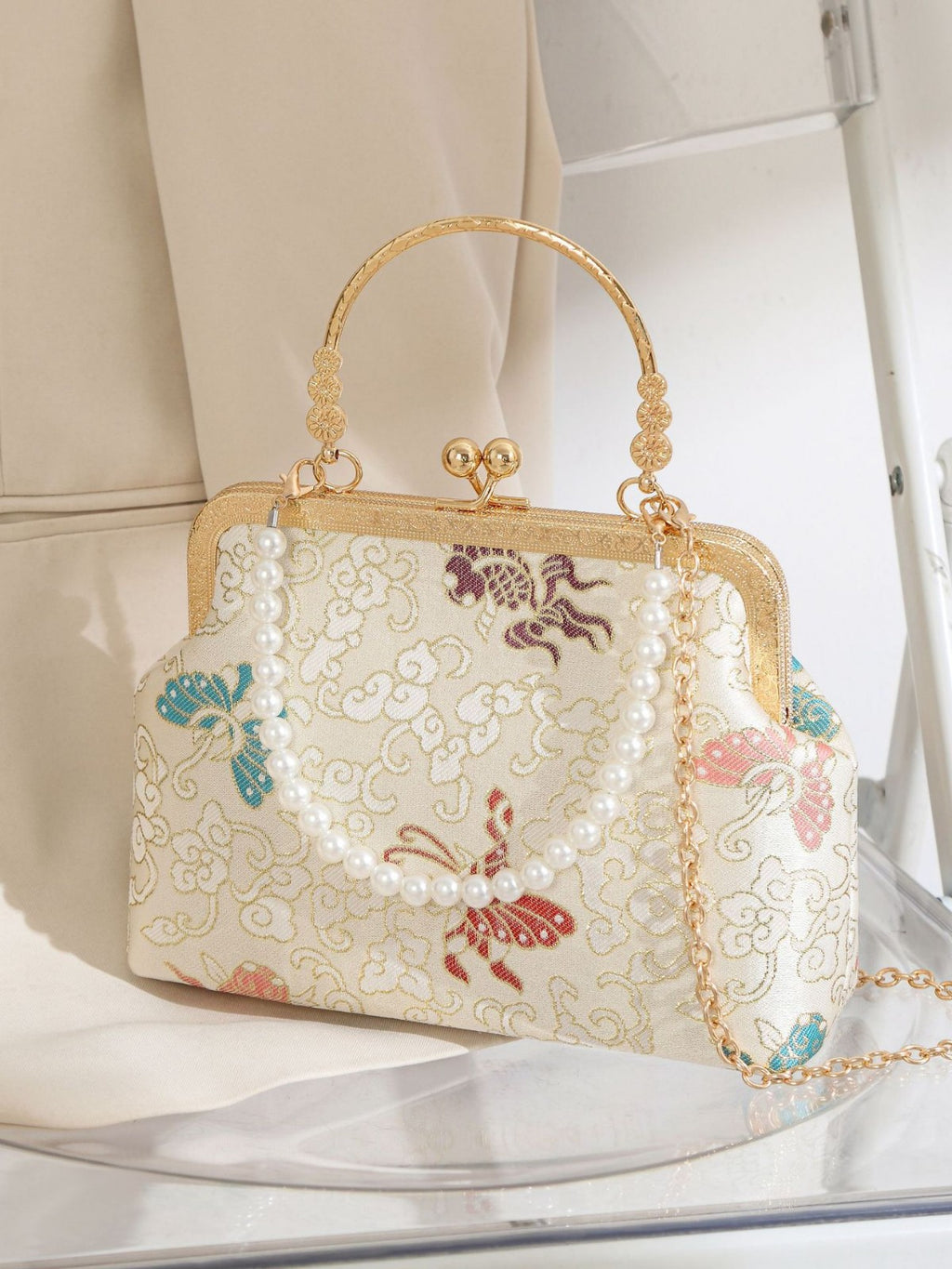 New women's bag for spring and summer 2025, crossbody bag with butterfly pattern, high-end feeling, new Chinese style bag, evening bag wholesale