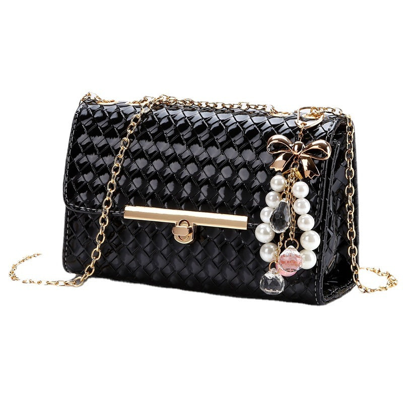 2025 new women's handbag, women's chain bag, crossbody shoulder bag, sandwich simple trendy small square bag, one piece dropshipping